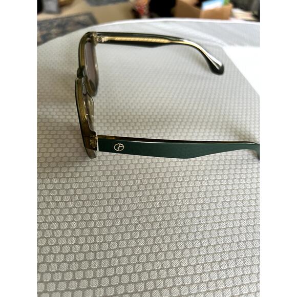 Giorgio Armani Oversized Sunglasses Dark Green NWT Giorgio Armani Oversized Sunglasses Dark Green NWT main image 4